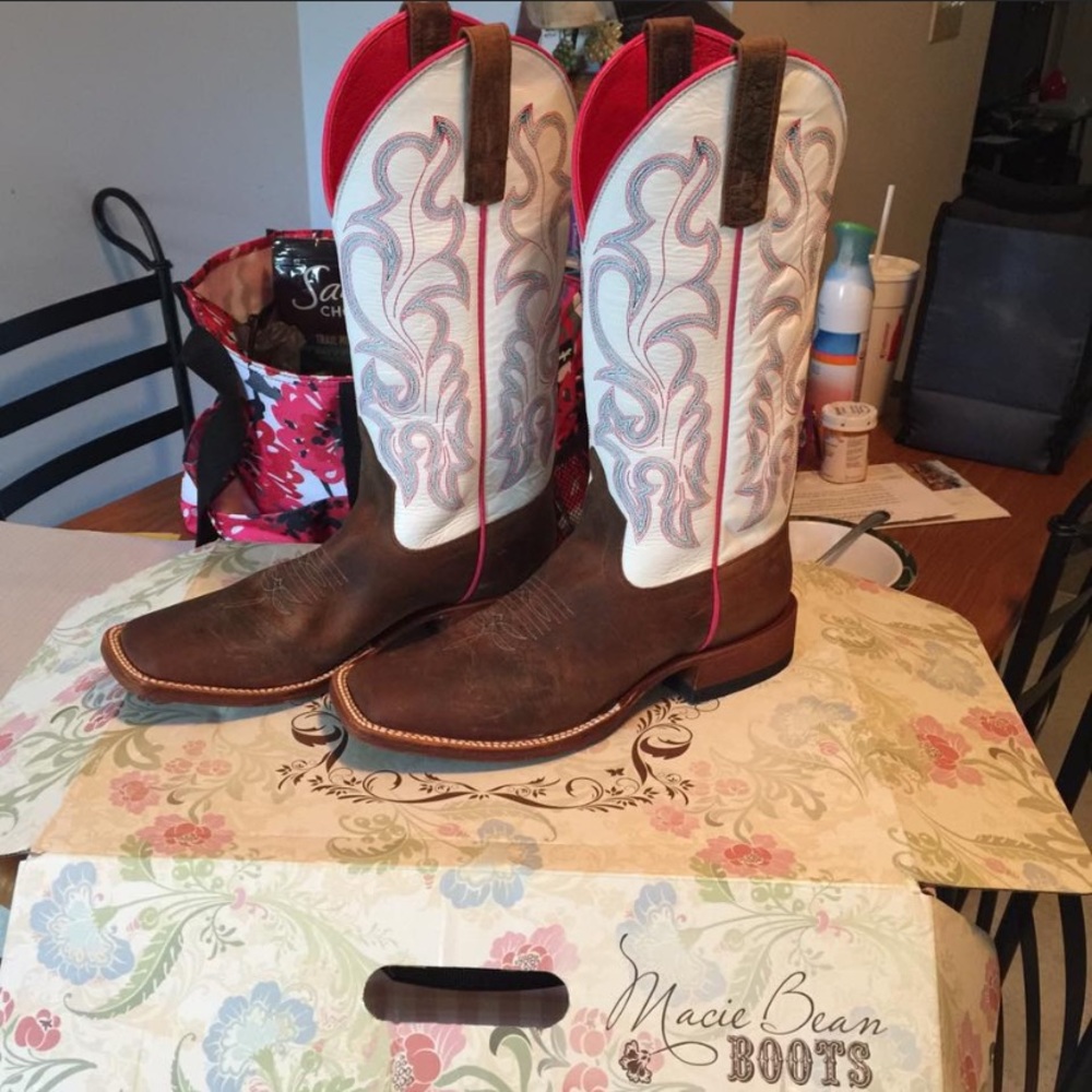 Macy Bean original boots
